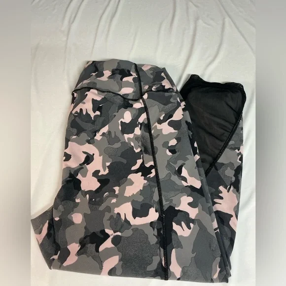 Torrid Women's Camouflage Leggings in Black, Gray, and Pink - Picture 8 of 8